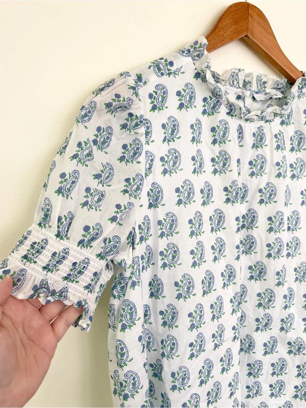 SZ Blockprints X J. Crew Smocked Puff Sleeve Top in Blue Paisley M Medium Cotton